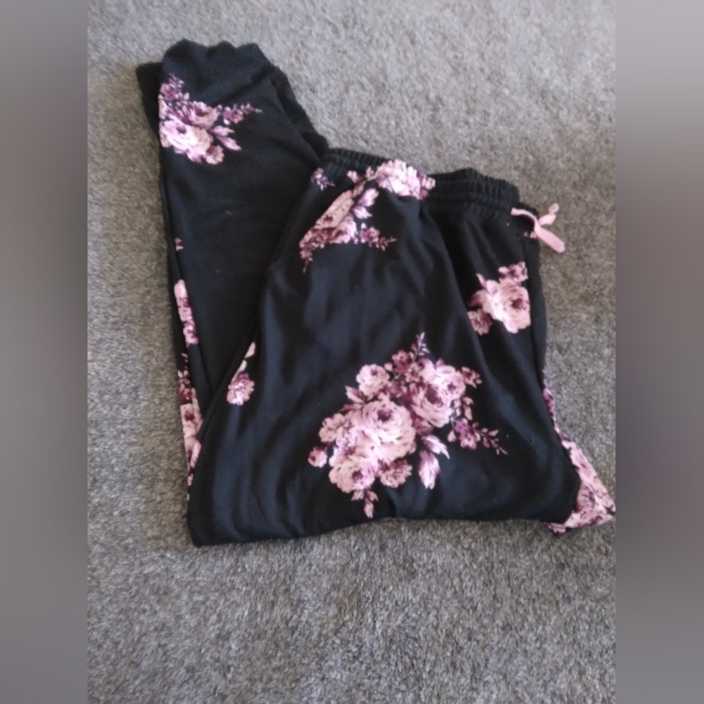 LulaRoe jogger pant